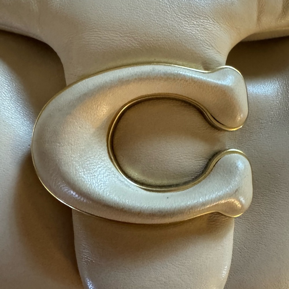 Coach Pillow Tabby 26 Leather Shoulder Bag - Picture 3 of 7